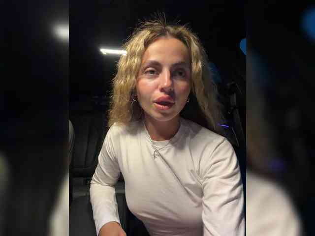 Nataliecroys Live Webcam on BongaCams