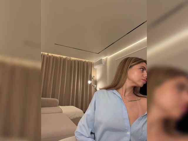 Nataliecroys webcam