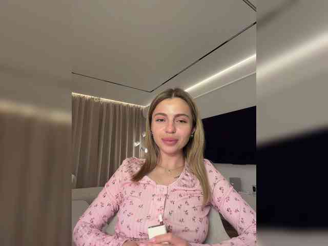 Nataliecroys webcam