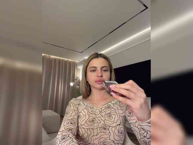 Nataliecroys webcam