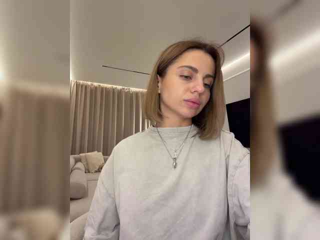Nataliecroys webcam