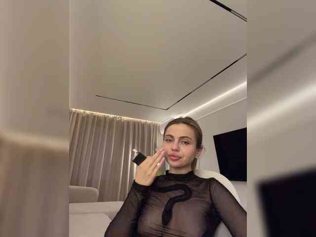 Модель: Nataliecroys