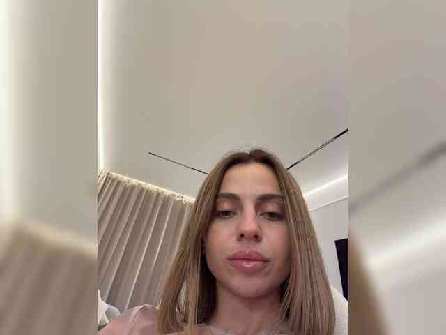 nataliecroys's live room