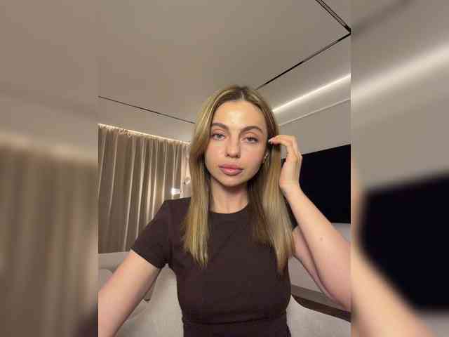 Nataliecroys webcam