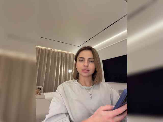 Nataliecroys webcam