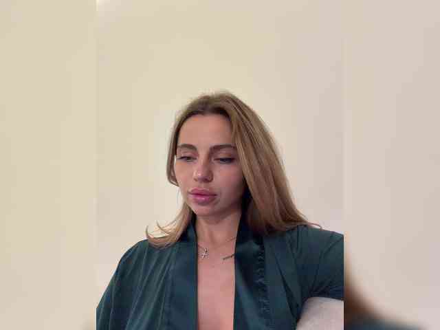 Nataliecroys webcam
