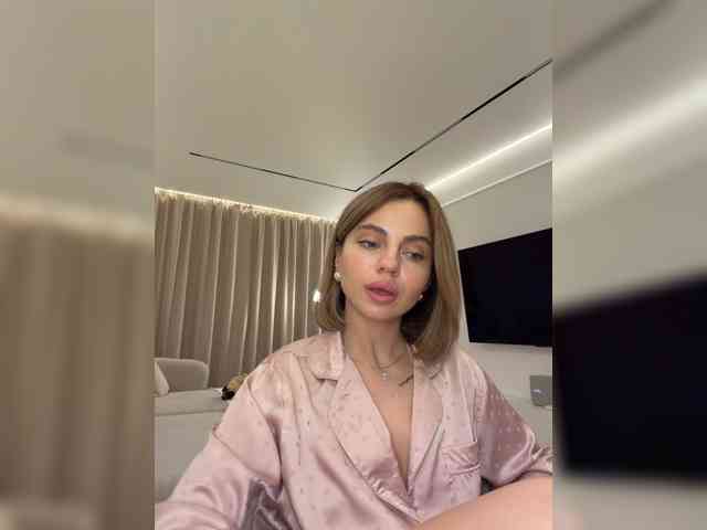Nataliecroys webcam