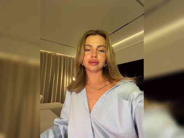 Nataliecroys webcam