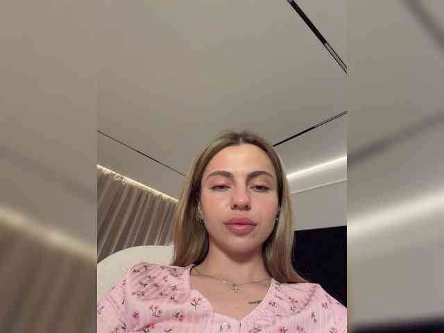 Nataliecroys webcam
