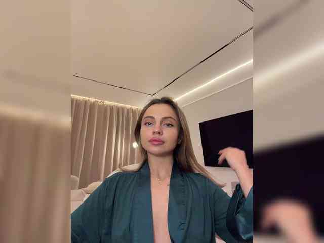 Nataliecroys webcam