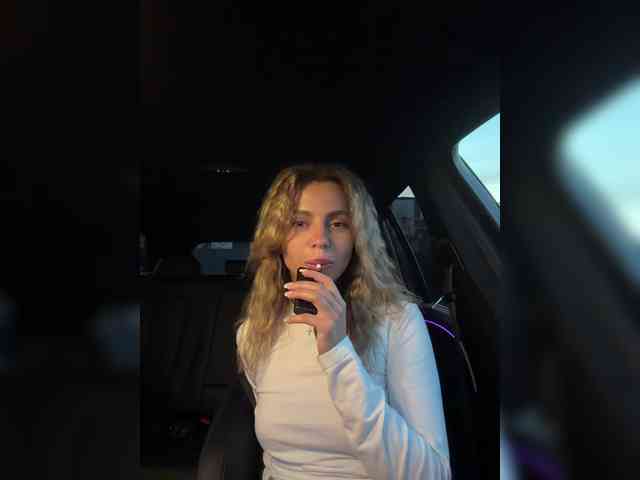 Nataliecroys webcam