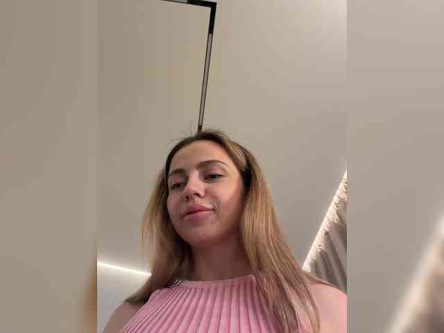 Nataliecroys webcam