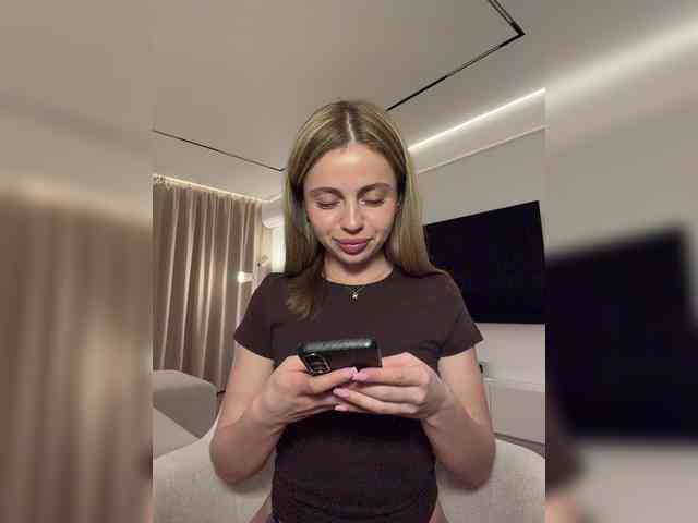 Nataliecroys webcam