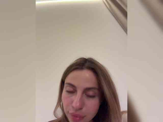 Nataliecroys webcam