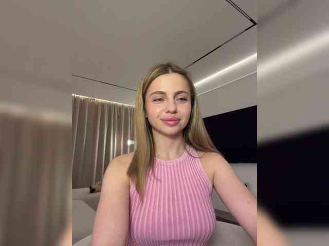 Nataliecroys webcam