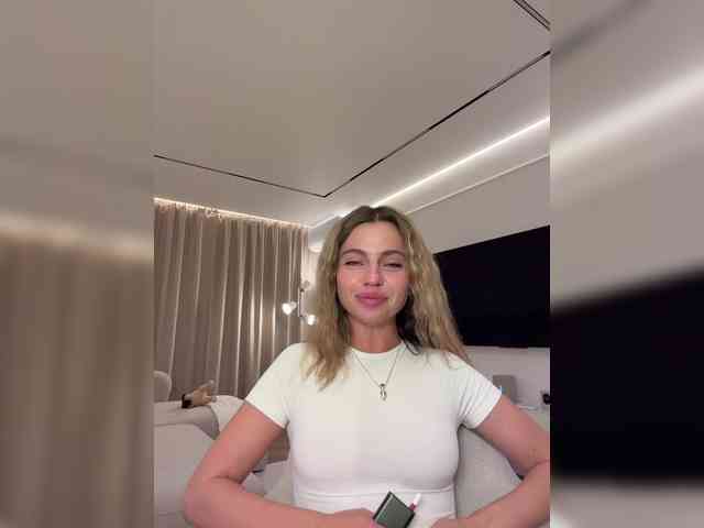 Nataliecroys Sex Cam Show