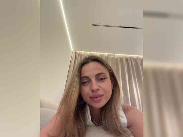 Nataliecroys webcam