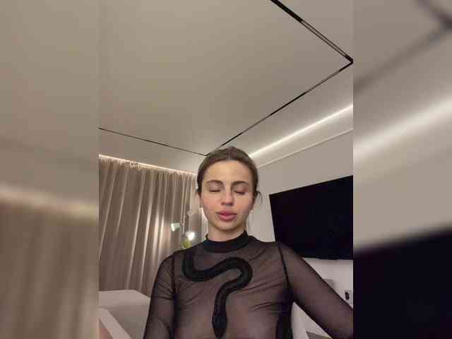 Модель: Nataliecroys