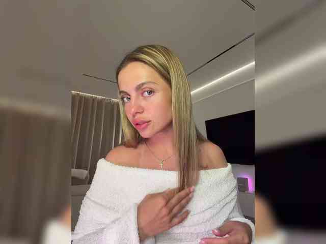 Nataliecroys webcam