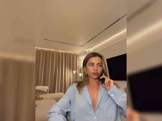 Nataliecroys webcam
