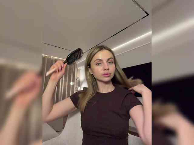 Nataliecroys webcam