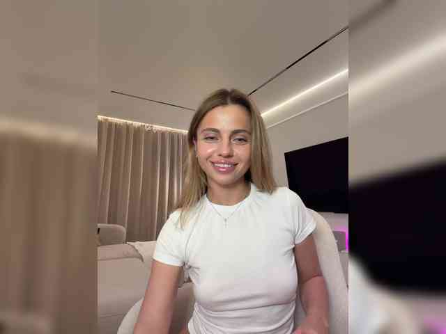 Nataliecroys webcam
