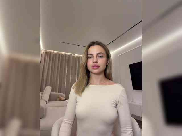 Nataliecroys webcam