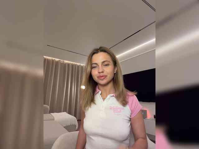 Nataliecroys webcam