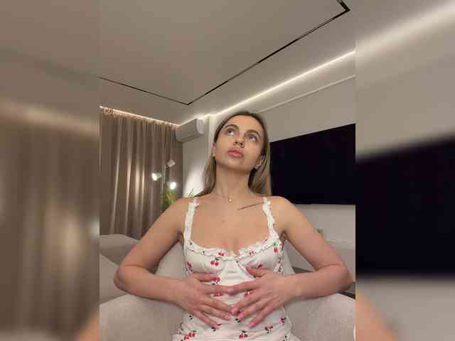 Nataliecroys webcam