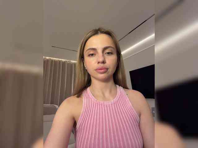 Nataliecroys webcam