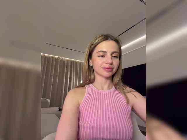 Nataliecroys webcam