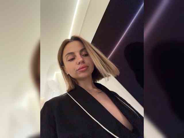Nataliecroys webcam