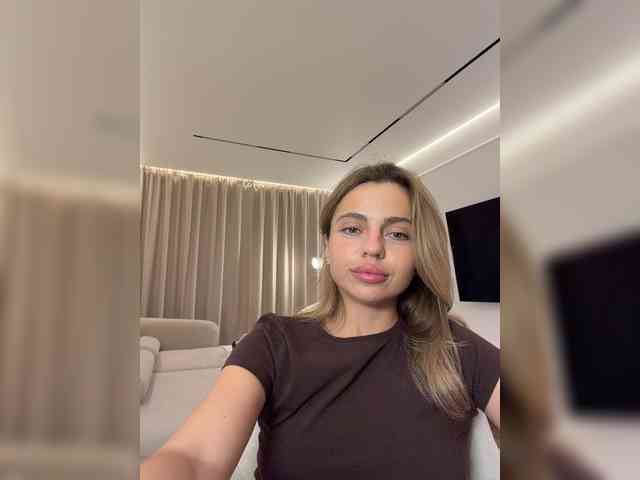 Nataliecroys webcam
