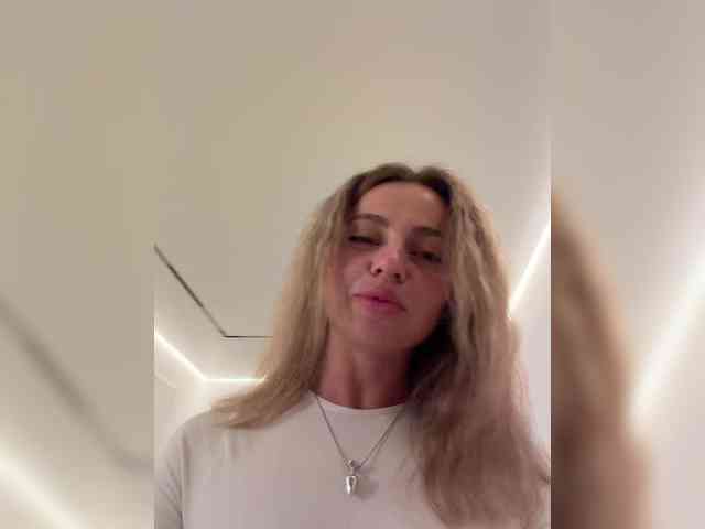 Nataliecroys Sex Cam Show