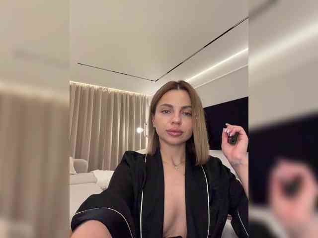 Nataliecroys webcam