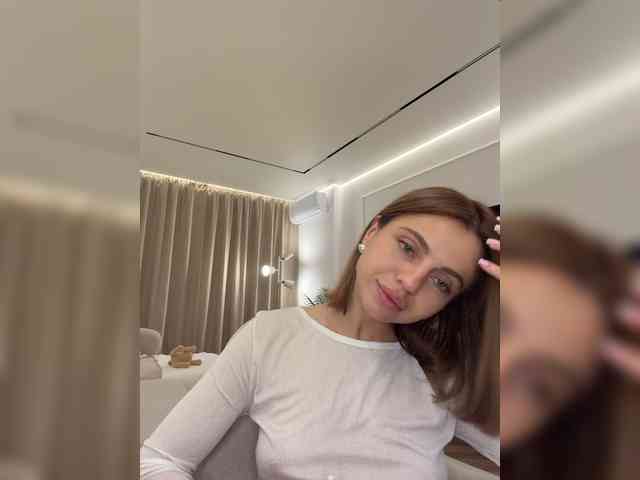 Nataliecroys webcam