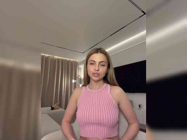 Nataliecroys webcam