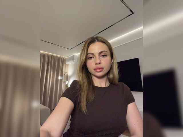 Nataliecroys webcam