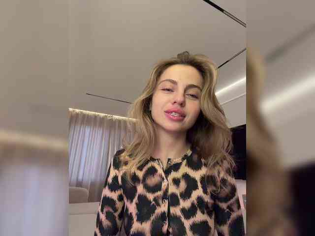 Nataliecroys Live Webcam on BongaCams