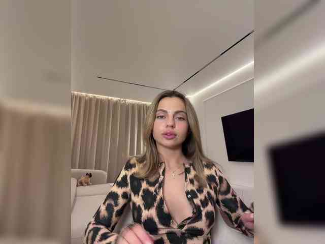 Nataliecroys webcam
