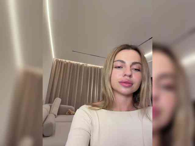 Nataliecroys webcam
