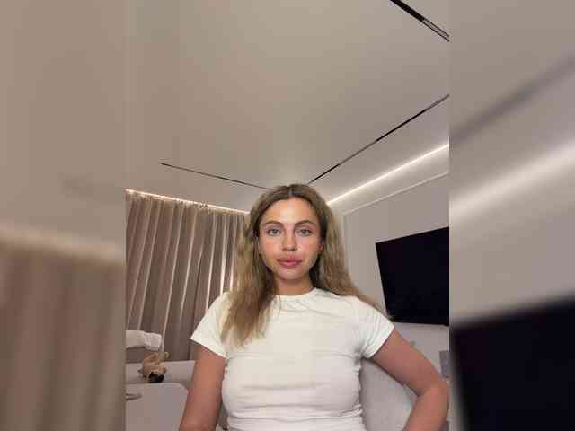 Nataliecroys webcam