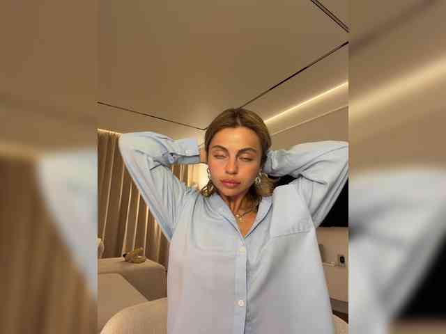 Nataliecroys webcam