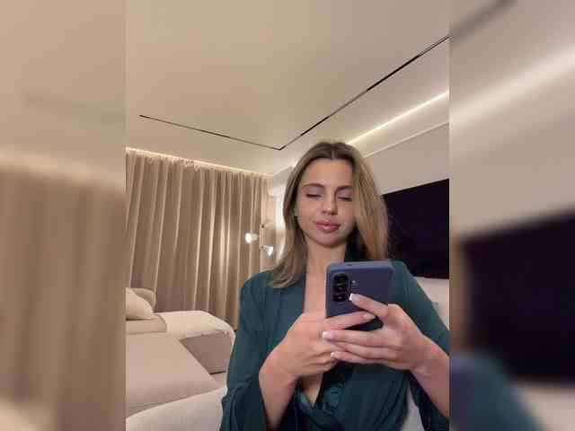 Nataliecroys