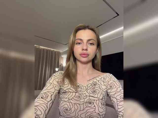 Nataliecroys webcam