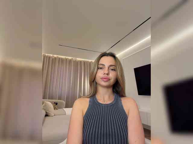 Nataliecroys webcam