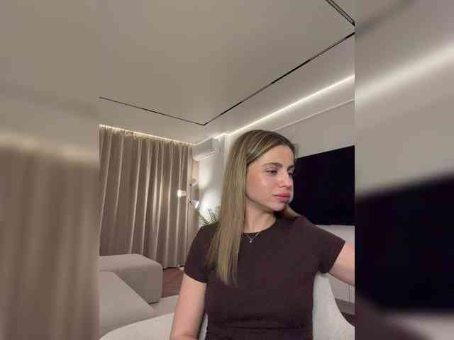 Nataliecroys webcam