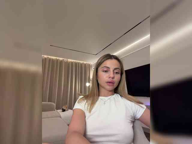 Nataliecroys webcam