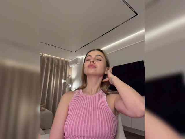Nataliecroys webcam