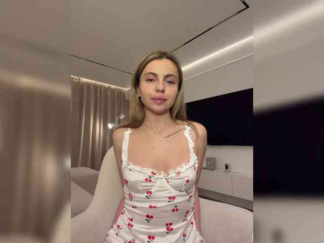 Nataliecroys webcam